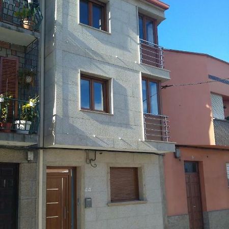 Apartamentos Luis Antonio Mestre O Grove Bagian luar foto